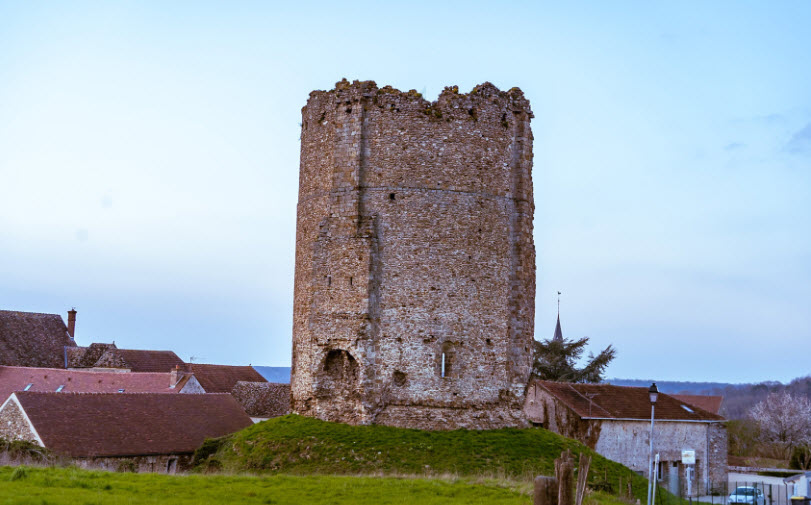 Donjon de Maurepas, France